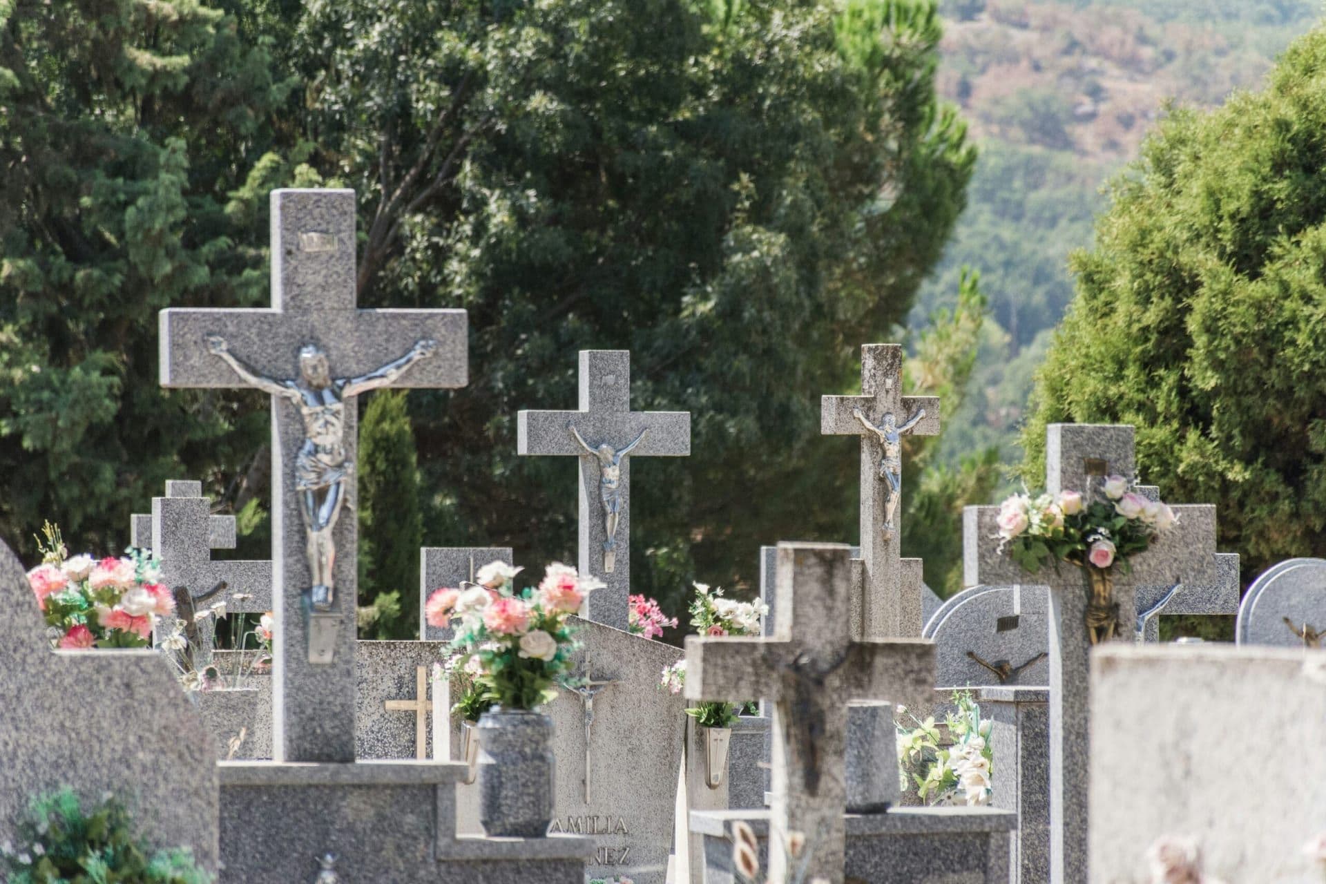 Dia de los Muertos: The Living Traditions of Southern California