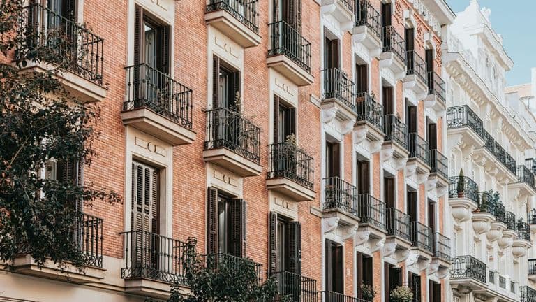 Valencia’s Housing Market Shows Resilience Amid Economic Fluctuations