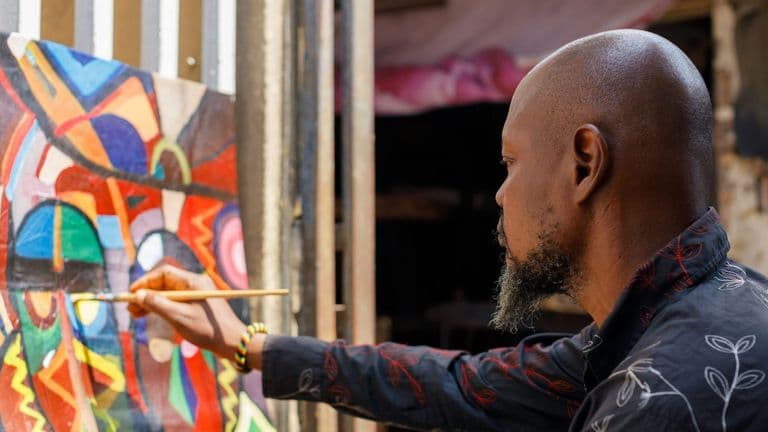 Los Angeles Hosts Annual Art Walk Celebrating Local Artists