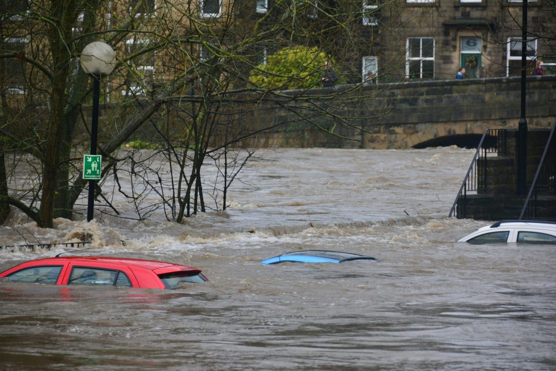San Diego Drenched: Historic Flooding Paralyzes City and Sparks Emergency Response