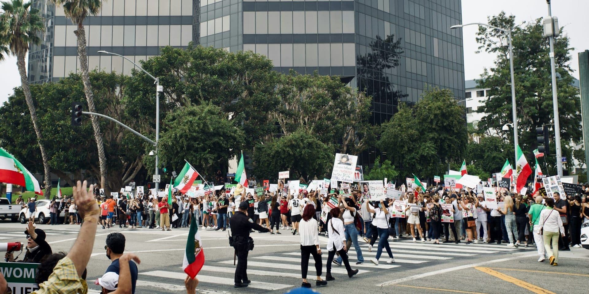 Tensions Escalate as Federal Troops Deployed to Los Angeles Amid Immigration Protests