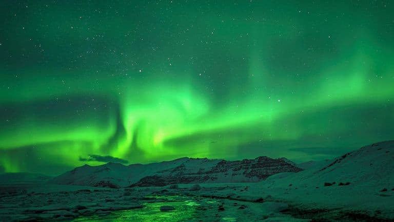 Northern Lights Visible Across Northern U.S. States