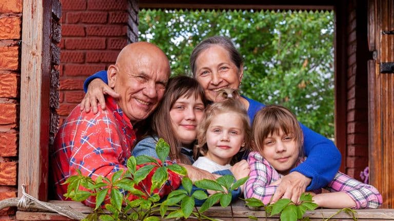 Multi-Generational Living: The Rising Trend of Homes for Extended Families in 2024