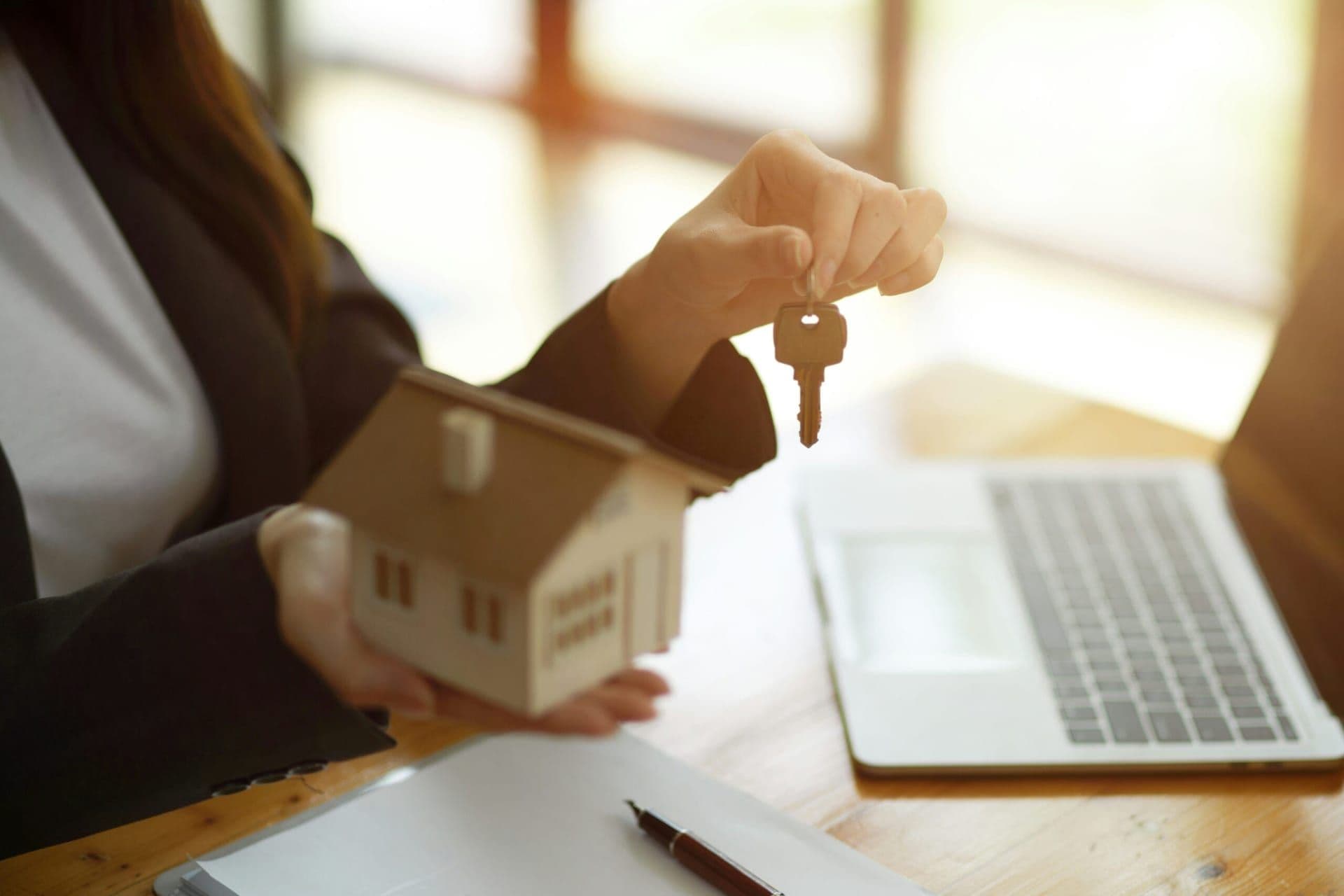 The Impact of Technology on Home Buying: Innovations Reshaping the Real Estate Journey