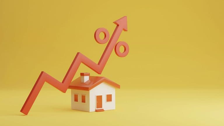 Real Estate and Economic Cycles: How Market Conditions in 2025 Are Impacting Homebuyers