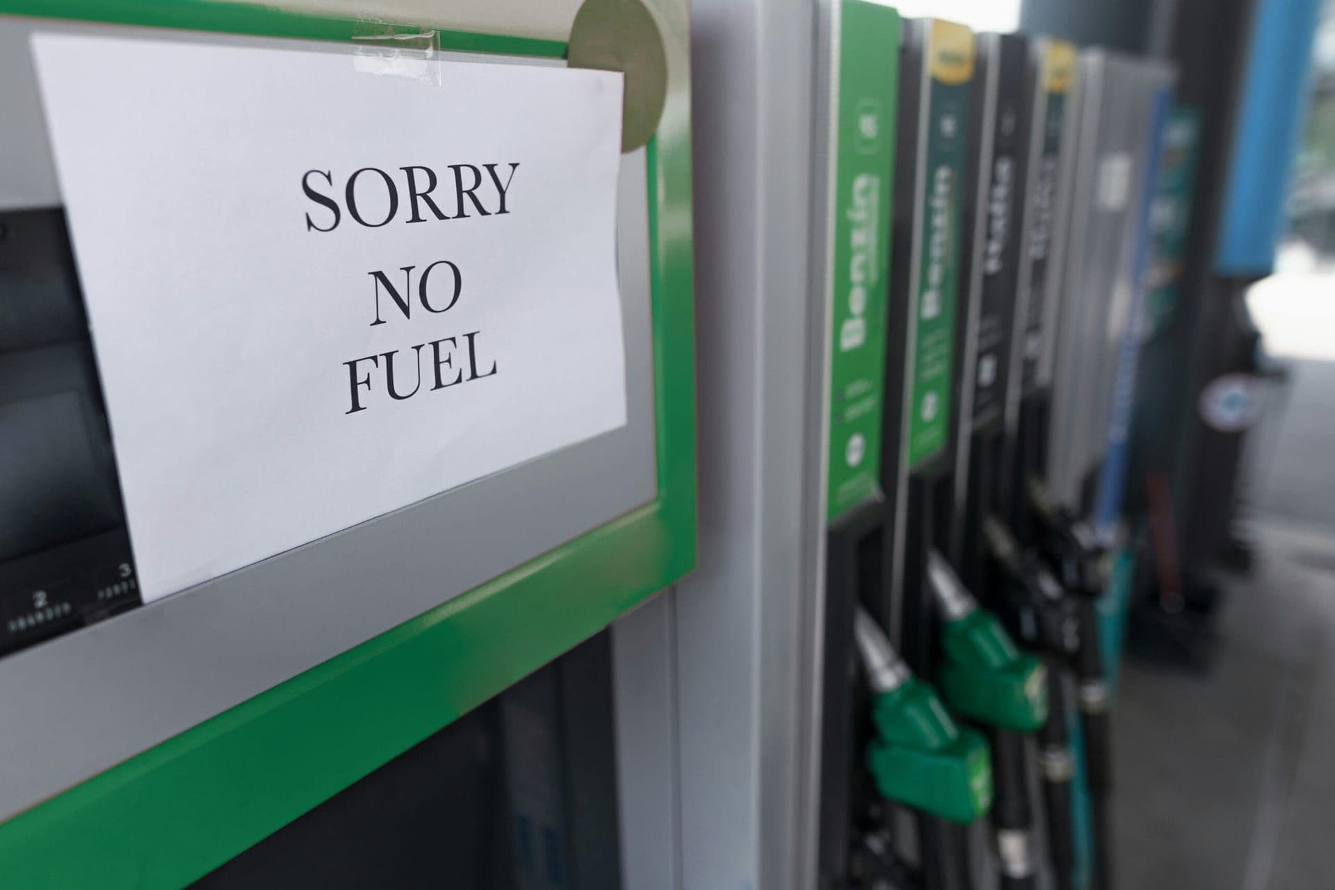 Southern California Faces Record Gas Prices Amid Supply Shortages