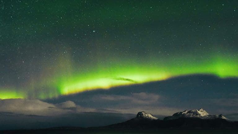 Northern Lights Illuminate U.S. Skies on January 28, 2026, in Rare Celestial Display