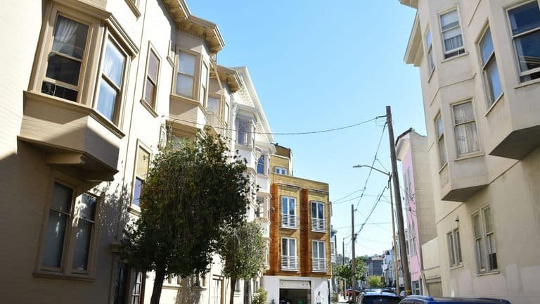 San Francisco Housing Market Shows Early Signs of Stabilization Amid Economic Uncertainty