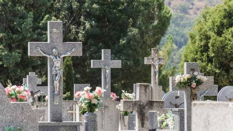 Dia de los Muertos: The Living Traditions of Southern California