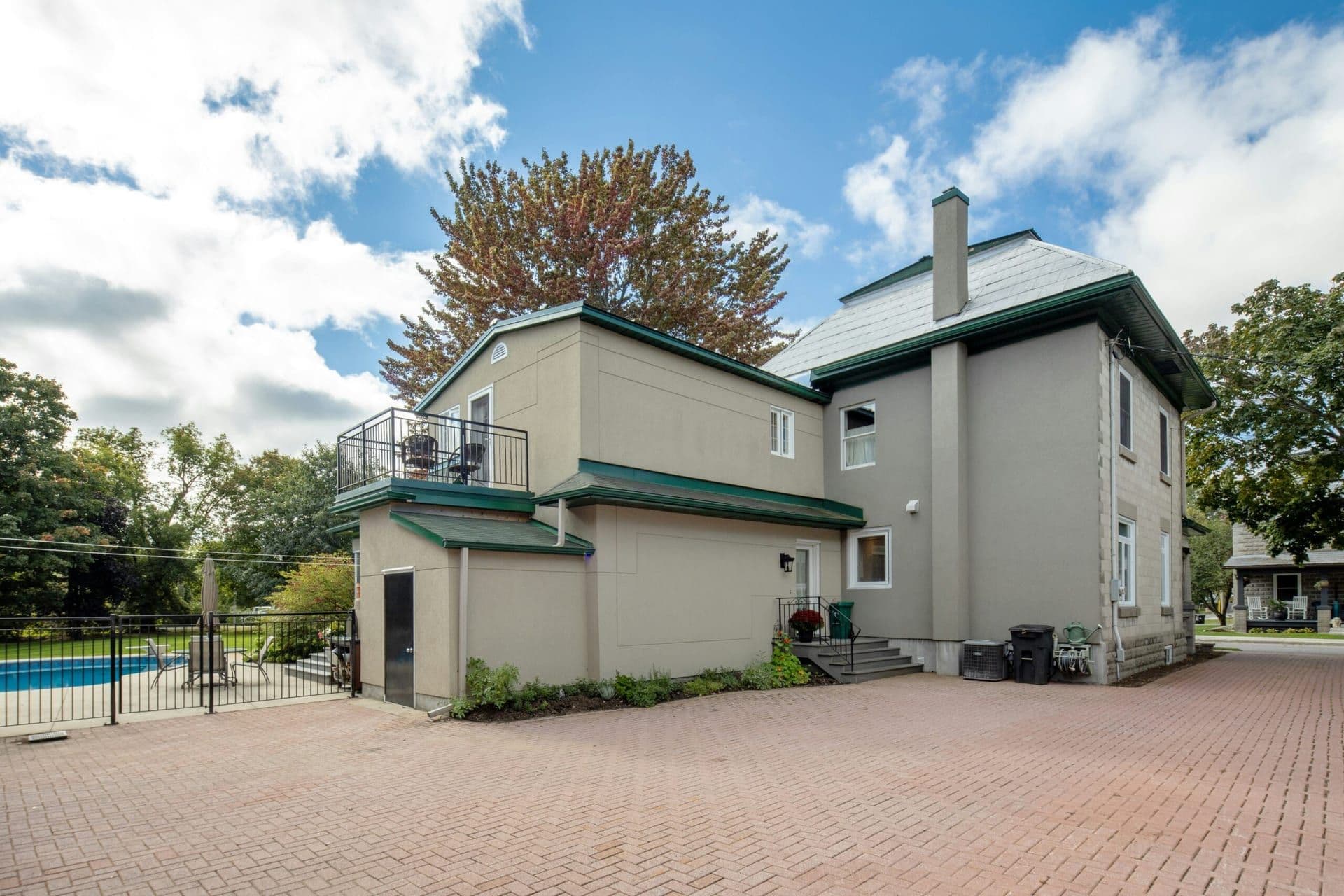 Real Estate Investment in 2024: Strategies for Success in a Shifting Market
