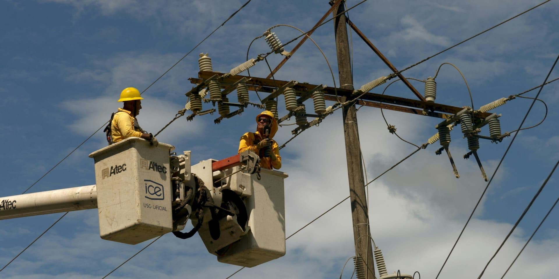 Heatwave Hits Southern California, Causes Power Outages and Strains Healthcare System