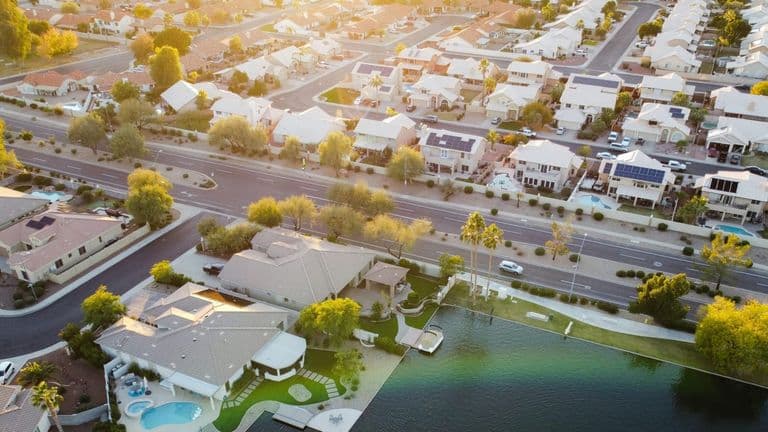U.S. Housing Market Enters Cooling Phase as Inventory Grows and Prices Stabilize