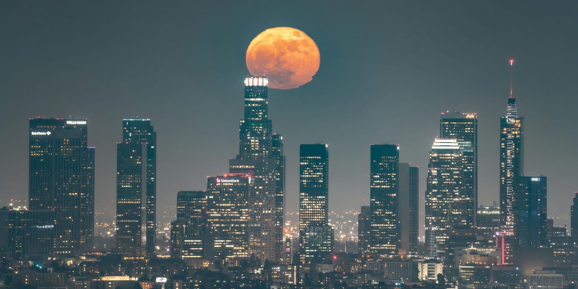 Last Supermoon of 2025 Lights Up American Skies — A “Cold Moon” to Mark Early December
