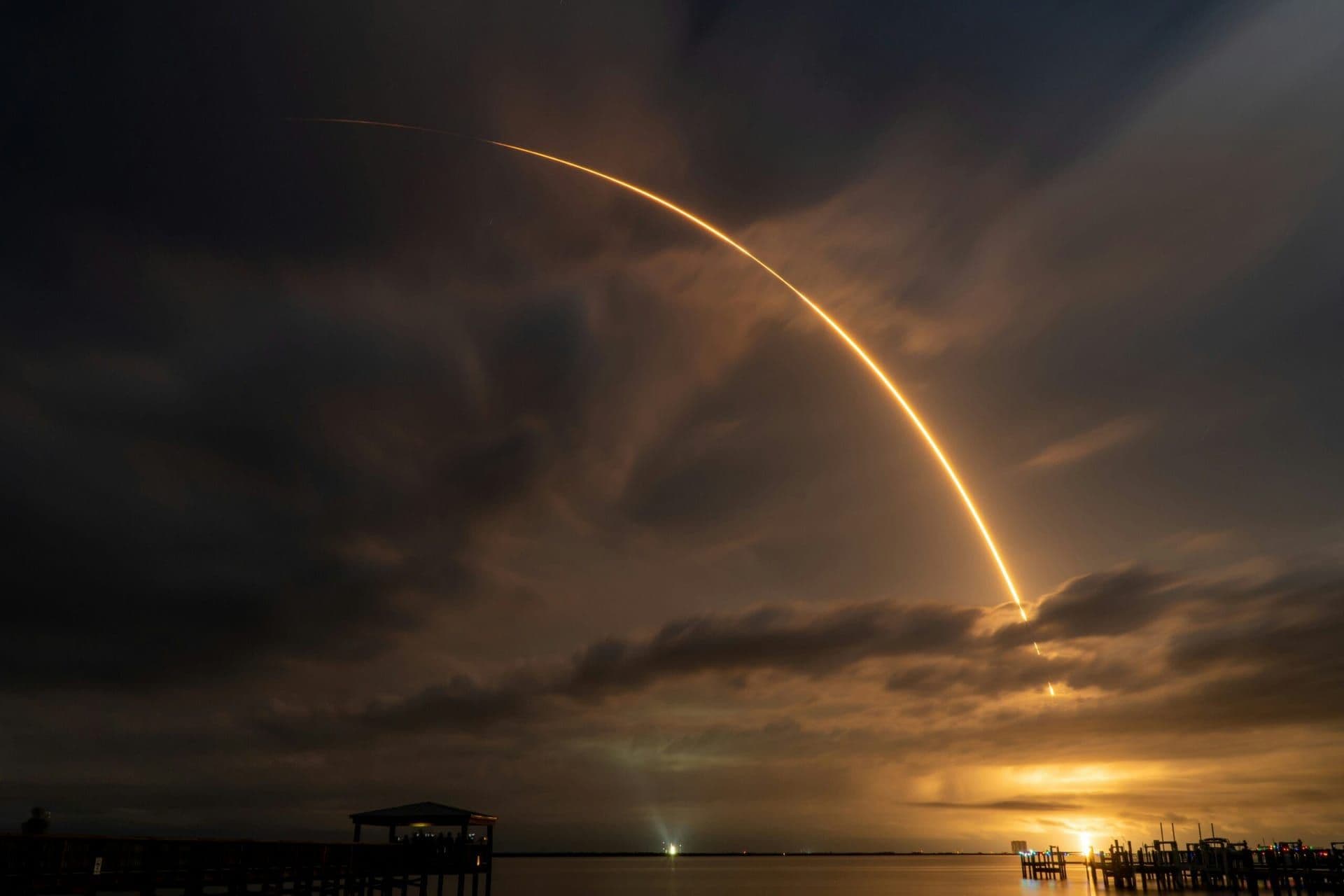 SpaceX Rocket Illuminates Southern California Skies with Dazzling Launch