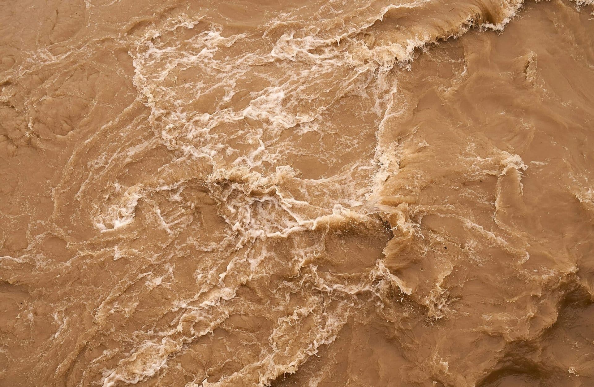 Major Storm Soaks Southern California Over Easter Weekend, Bringing Flash Floods and Travel Disruptions